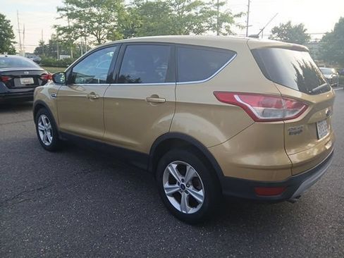 Used 2014 Ford Escape SE AWD/4WD image 3