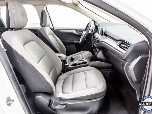 Used 2020 Ford Escape S image 30