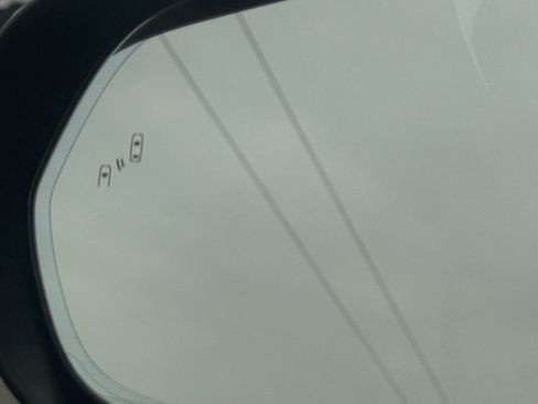 Used 2020 Lexus RX 350L Premium w/ Premium Package image 9