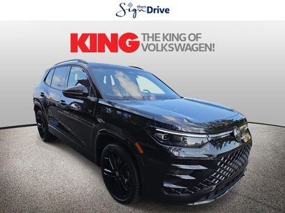 New 2025 Volkswagen Tiguan SE R-Line