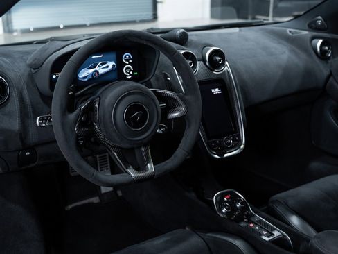 Used 2019 McLaren 600LT RWD image 42