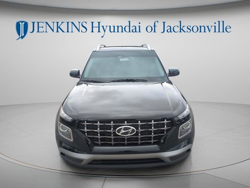 New 2026 Hyundai Venue SEL FWD image 8