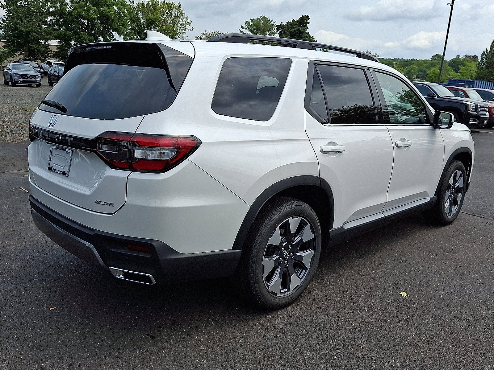 New 2026 Honda Pilot Elite image 4