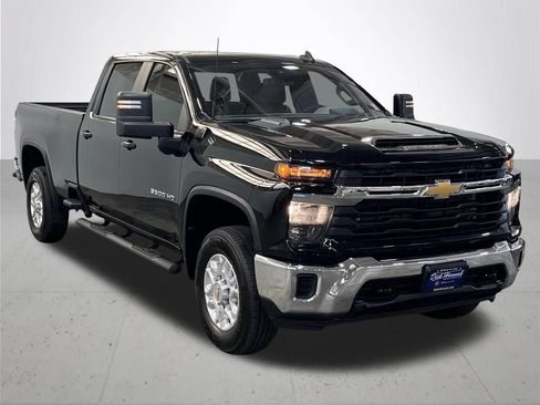 Certified 2024 Chevrolet Silverado 3500 LT AWD/4WD image 8