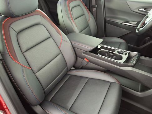 Used 2025 Chevrolet Equinox RS w/ Safety and Technology Package image 29