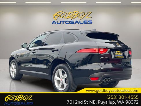 Used 2018 Jaguar F-PACE Premium image 5
