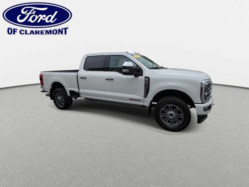 Used 2024 Ford F350 Limited w/ FX4 Off-Road Package AWD/4WD image 9