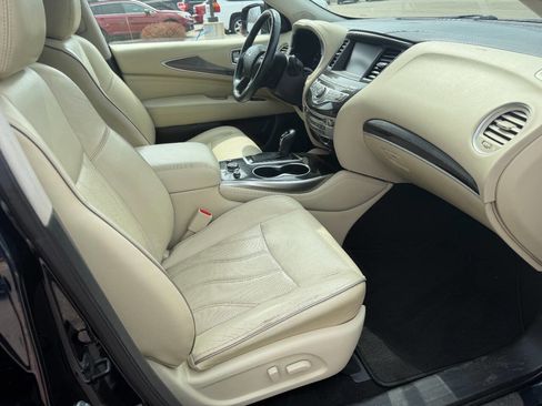 Used 2017 INFINITI QX60 AWD w/ Premium Plus Package image 16