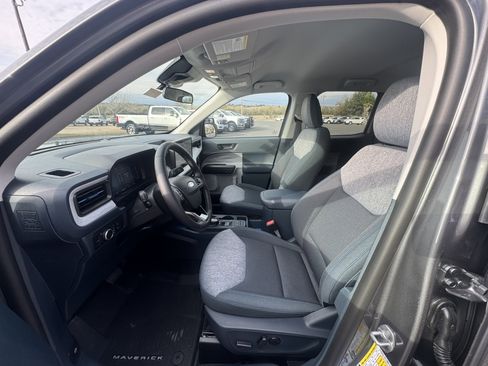 New 2025 Ford Maverick XLT w/ XLT Luxury Package image 10