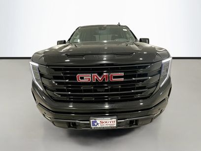New 2026 GMC Sierra 1500 Elevation w/ Elevation Premium Package