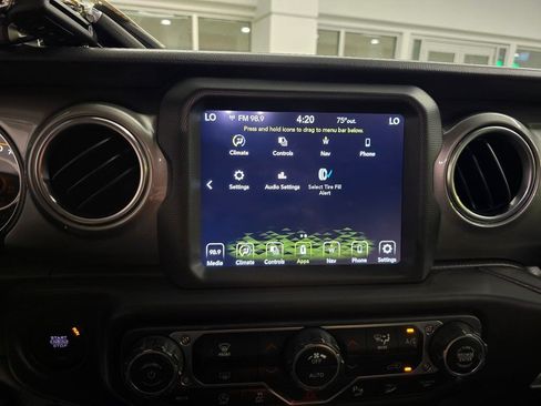 Used 2021 Jeep Wrangler Unlimited Sahara AWD/4WD image 25