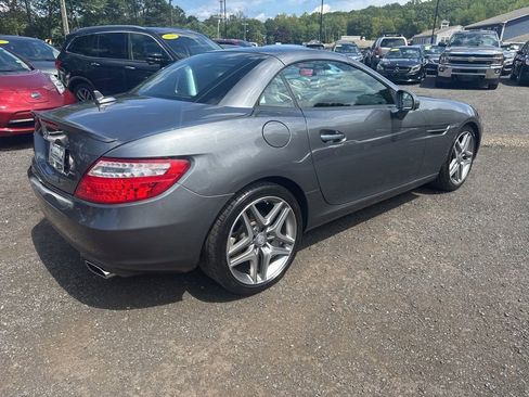 Used 2016 Mercedes-Benz SLK 300 image 13