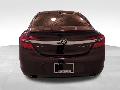 Used 2017 Buick Regal Sport Touring image 6