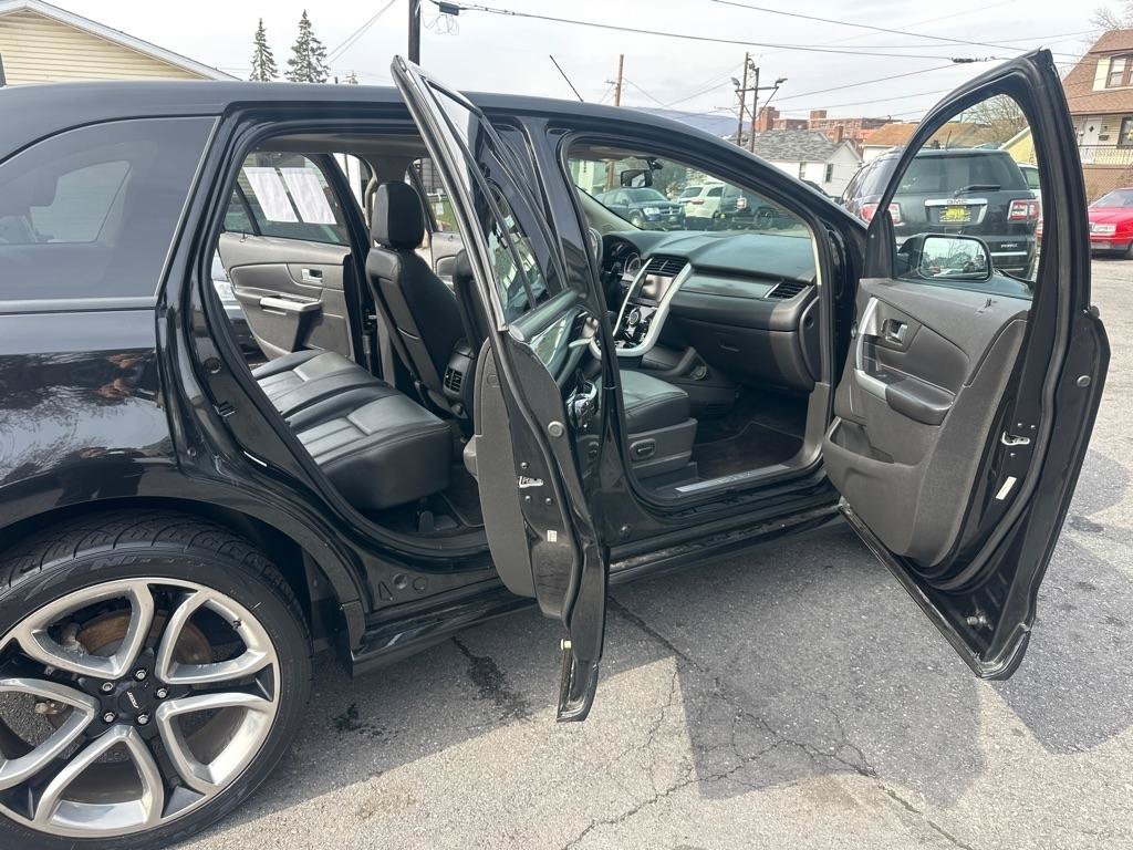 Used 2013 Ford Edge Sport w/ Driver Entry Pkg AWD/4WD image 12