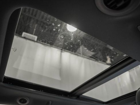 New 2026 Chrysler Pacifica Select image 24