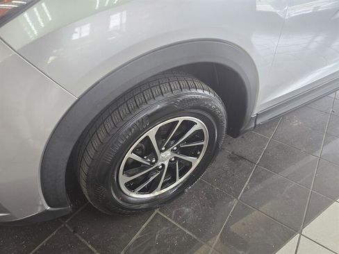 Used 2020 Mitsubishi Eclipse Cross ES image 28