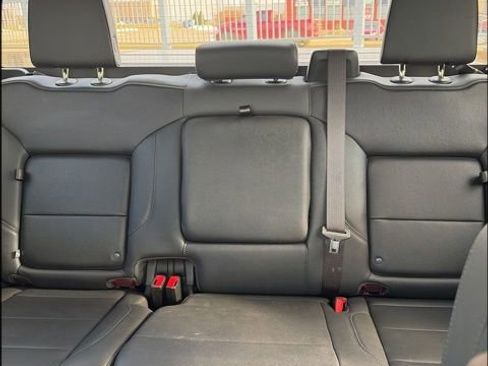 Certified 2023 GMC Sierra 1500 SLT w/ SLT Convenience Package image 21