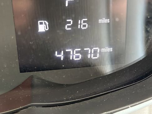 Used 2018 Chevrolet Sonic LT FWD image 22