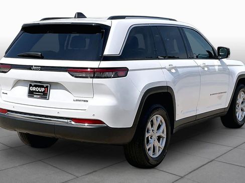 Used 2023 Jeep Grand Cherokee Limited AWD/4WD image 13