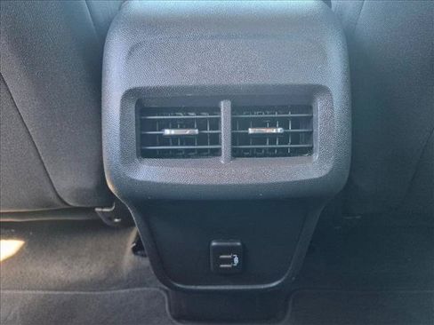 Used 2024 Chevrolet Equinox LT AWD/4WD image 24