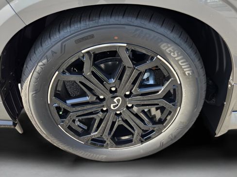 New 2026 INFINITI QX80 4WD w/ Sport Exterior Package image 34