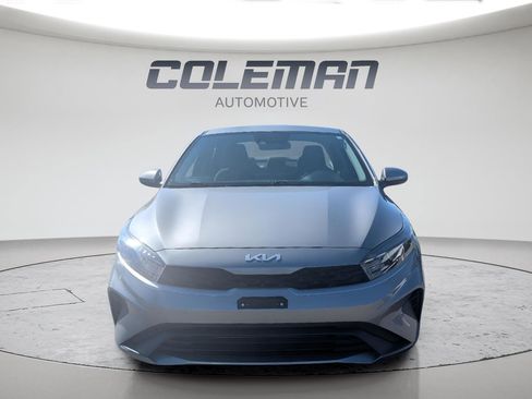 Used 2024 Kia Forte LXS FWD image 2