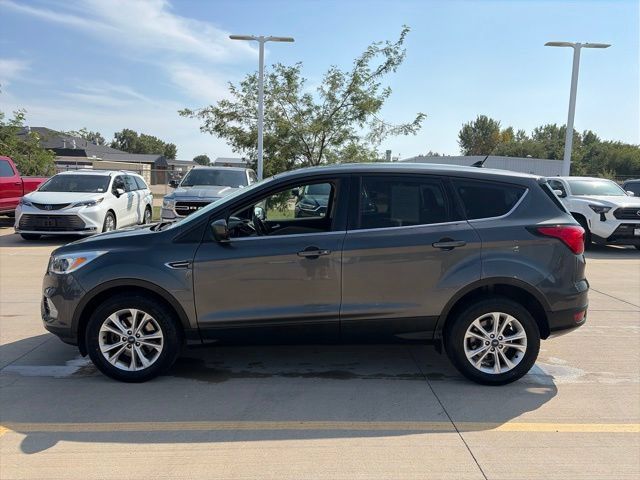 Used 2019 Ford Escape SE AWD/4WD image 4