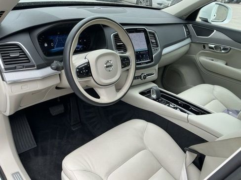 Certified 2023 Volvo XC90 B5 Core w/ Protection Package Premier AWD/4WD image 25