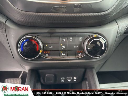 Used 2022 Chevrolet TrailBlazer LT w/ LPO, Blackout Package image 17