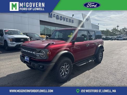 New 2025 Ford Bronco Badlands image 1