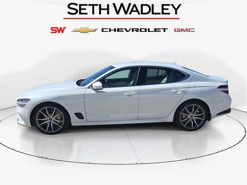 Used 2025 Genesis G70 2.5T RWD image 4