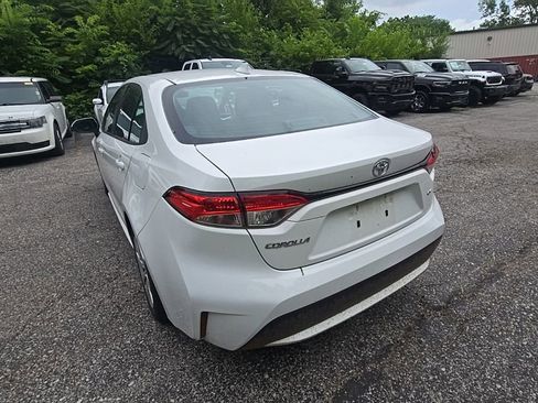 Used 2021 Toyota Corolla LE FWD image 5
