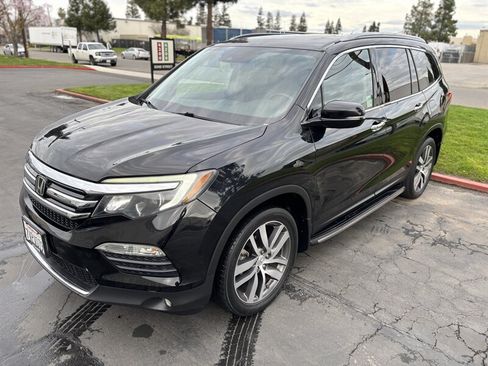 Used 2016 Honda Pilot Touring image 7