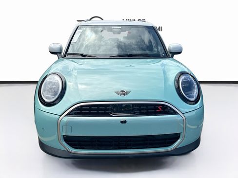 New 2026 MINI Cooper S image 2