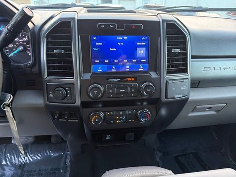 Used 2022 Ford F250 XLT w/ XLT Value Package image 25