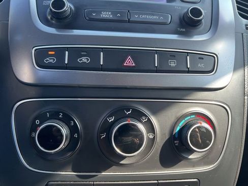 Used 2014 Kia Sorento LX image 23