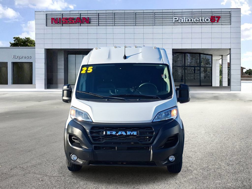 Used 2025 RAM ProMaster 2500 w/ Convenience Group FWD image 2