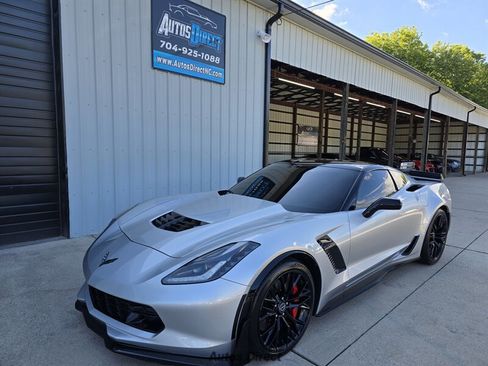 Used 2016 Chevrolet Corvette Z06 w/ Z07 Performance Package RWD image 21