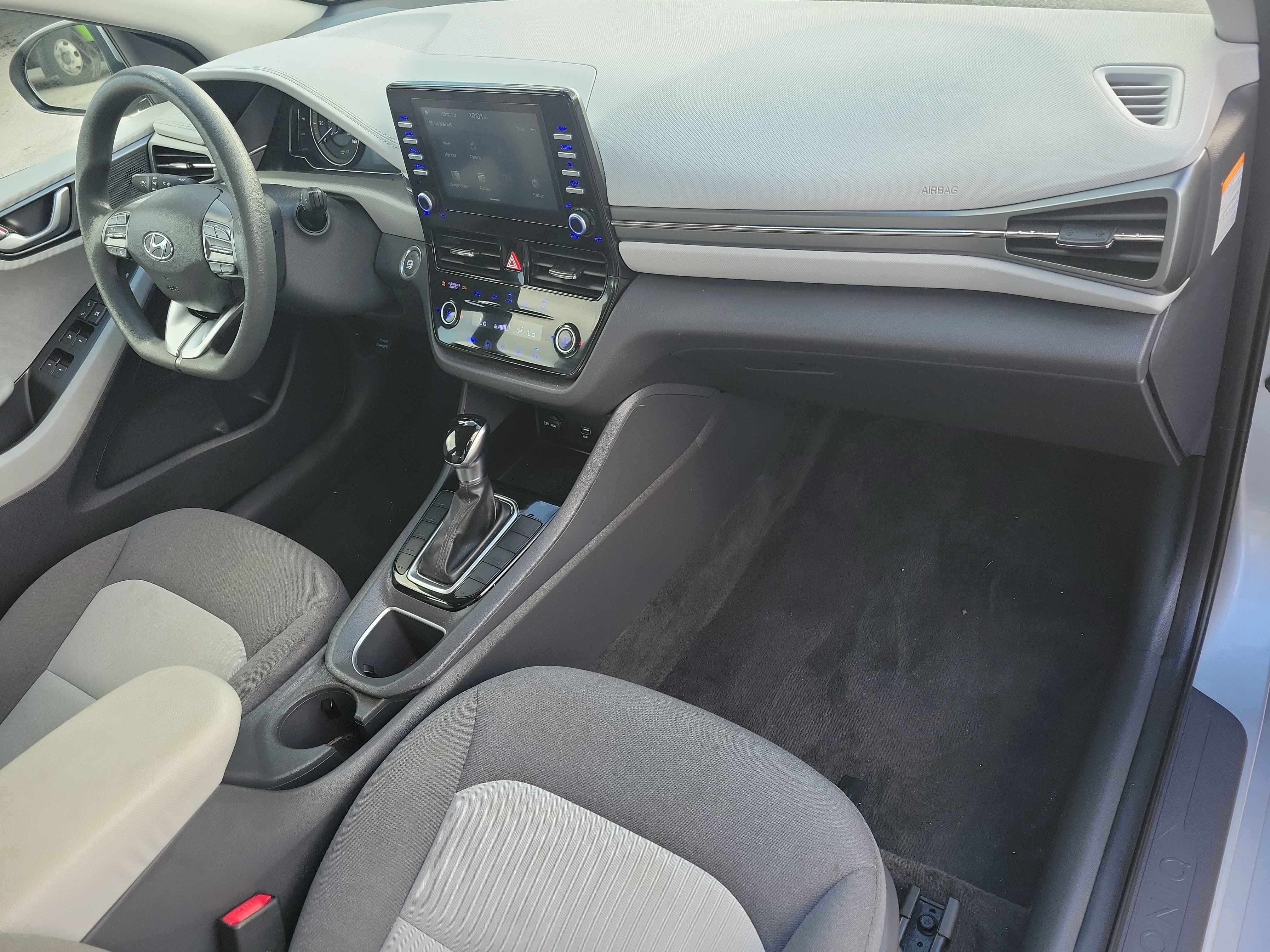 Used 2020 Hyundai Ioniq Blue FWD image 10