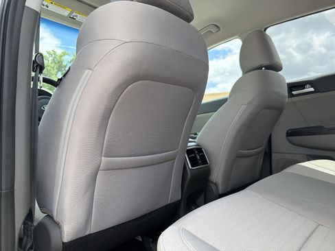 Certified 2018 Kia Sportage LX image 17