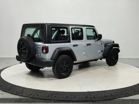 Used 2024 Jeep Wrangler Unlimited Sport AWD/4WD image 8
