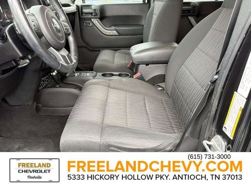 Used 2012 Jeep Wrangler Unlimited Sport image 27