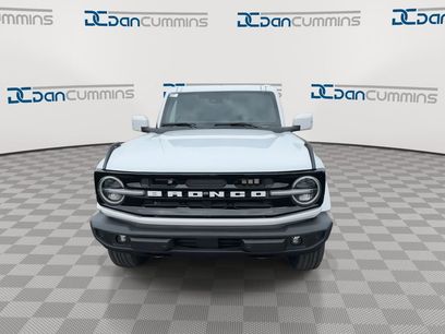 New 2025 Ford Bronco Outer Banks