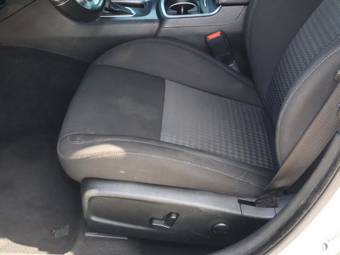 Used 2022 Dodge Charger GT RWD image 12