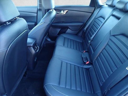 Used 2024 Kia Forte GT-Line w/ GT-Line Premium Package image 8