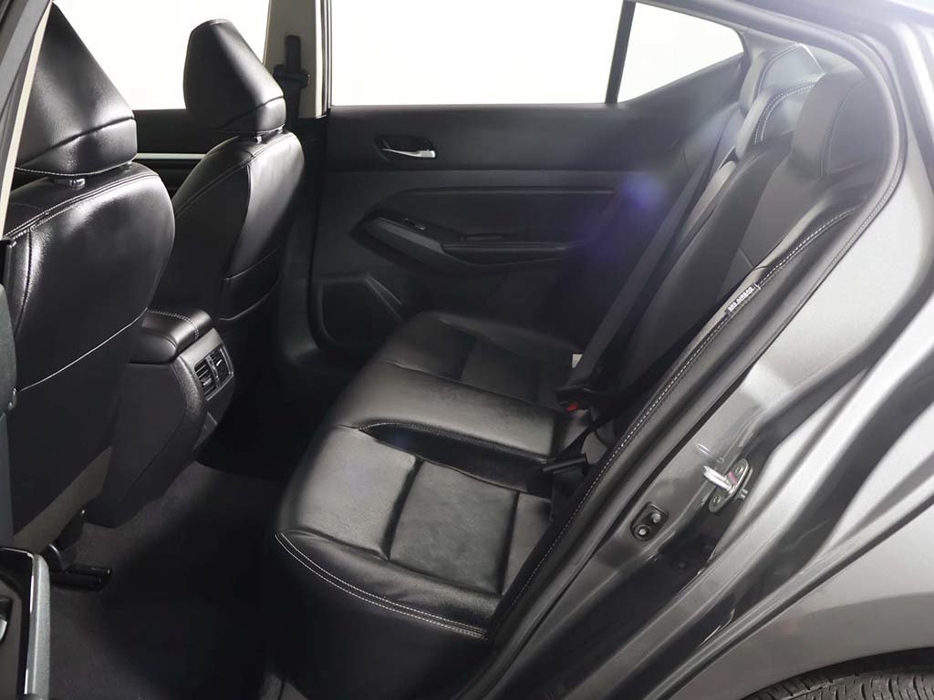 Used 2024 Nissan Altima 2.5 SL AWD/4WD image 30