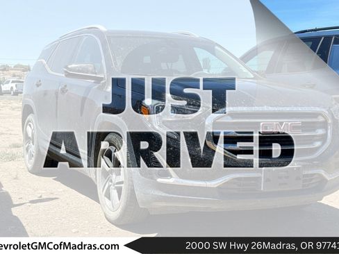 Used 2021 GMC Terrain SLT AWD/4WD image 1