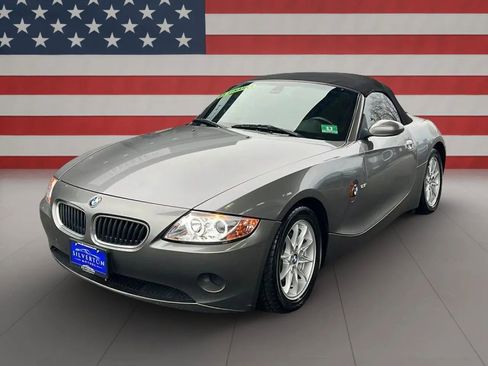 Used 2004 BMW Z4 2.5i image 1