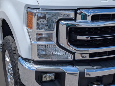 Used 2020 Ford F250 Lariat AWD/4WD image 4