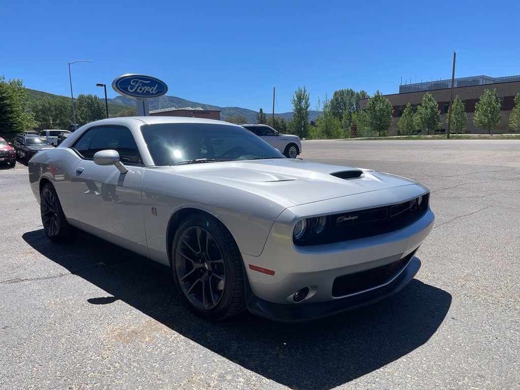 Used 2021 Dodge Challenger R/T Scat Pack RWD image 11